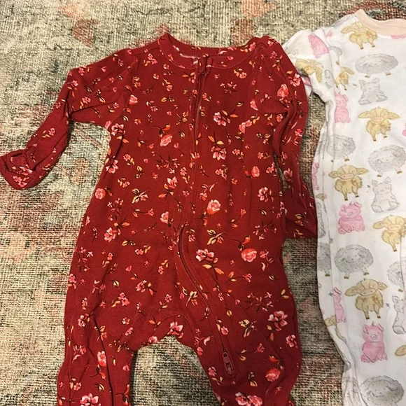 0-3 months sleepers and swaddles bundle - Picture 3 of 10